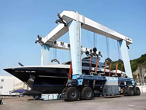 Mobile Boat Hoist Crane