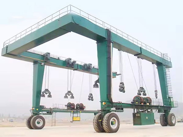 Mobile Boat Crane