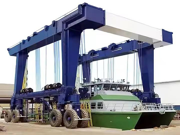 Mobile Boat Crane