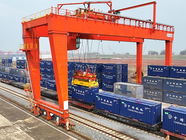 Rail Mounted Container Gantry Crane