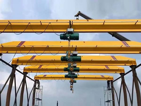 Overhead Travelling Crane