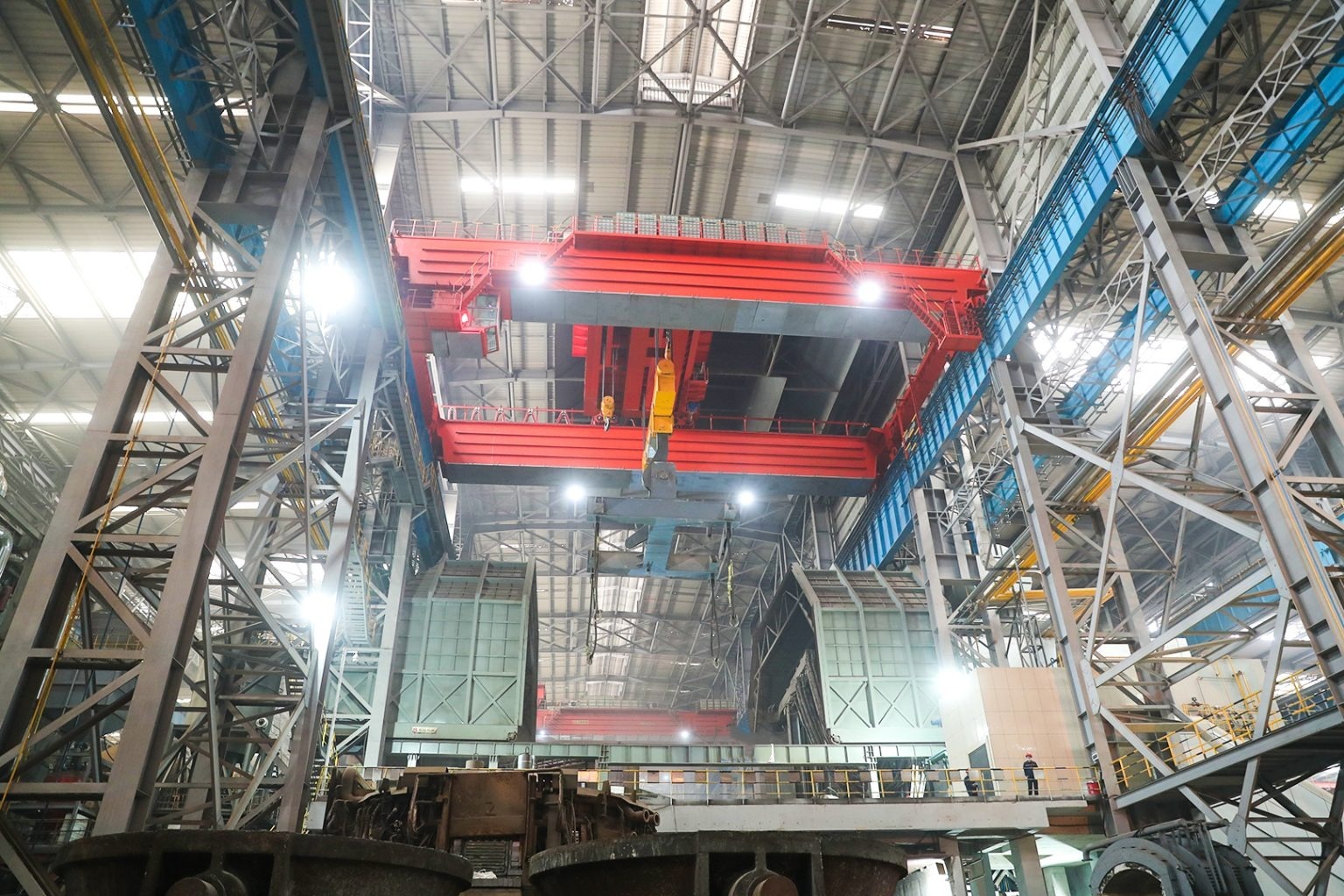 A 360t casting crane meets the needs of our 2 million-ton steel production capacity.